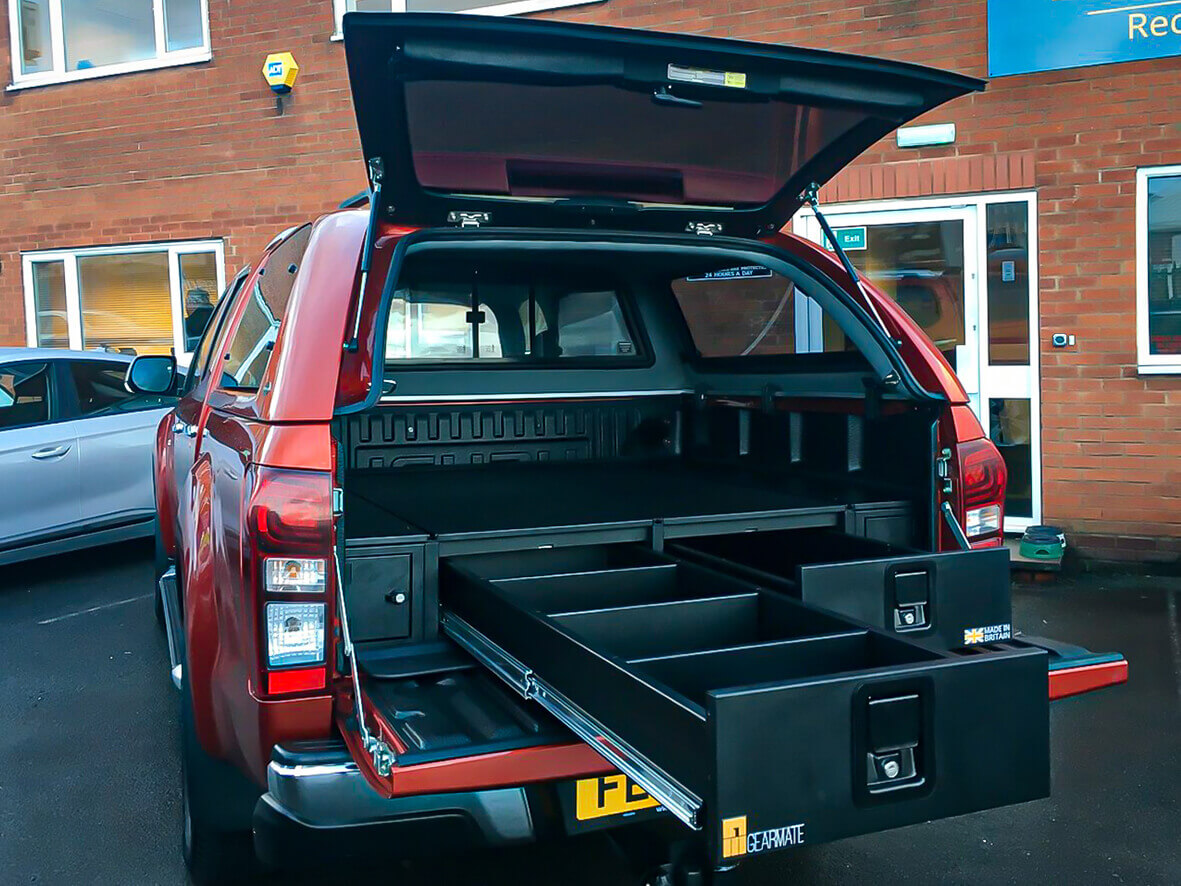 Gearmate and Isuzu D Max Accessories